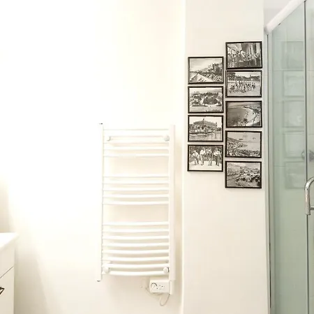 De 2 Chambres Avec Terrasse Amenagee Et Wifi A A 1 Km De La Plage アパート